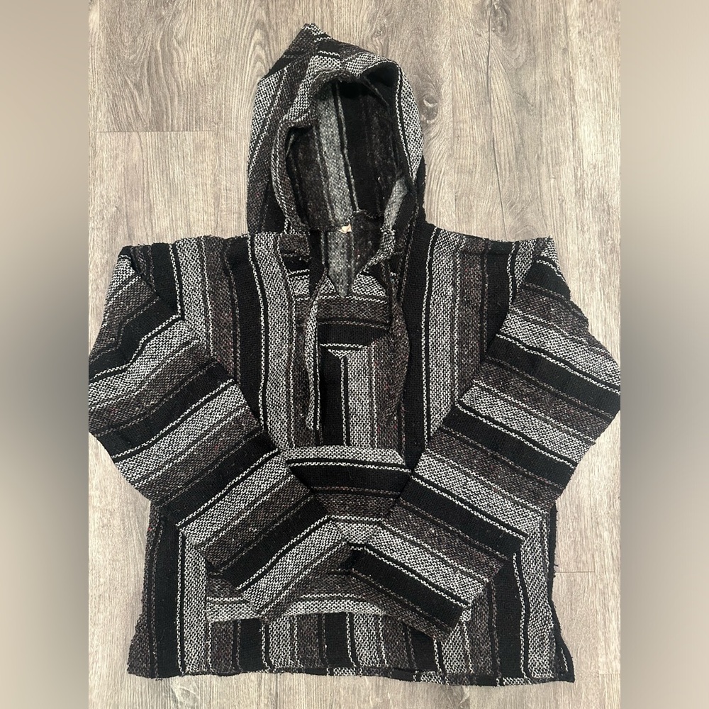 Black and Grey Pancho!
